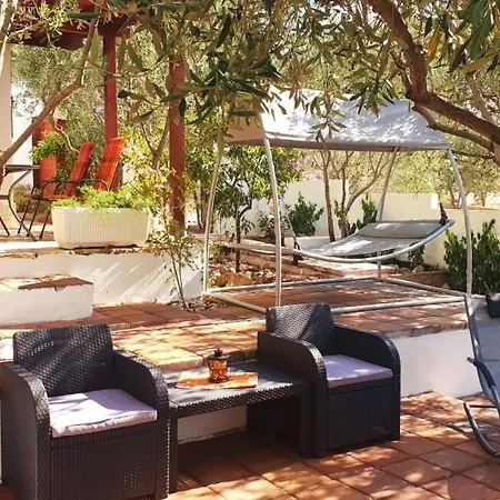 Holiday Stari Grad Hébergement de vacances *