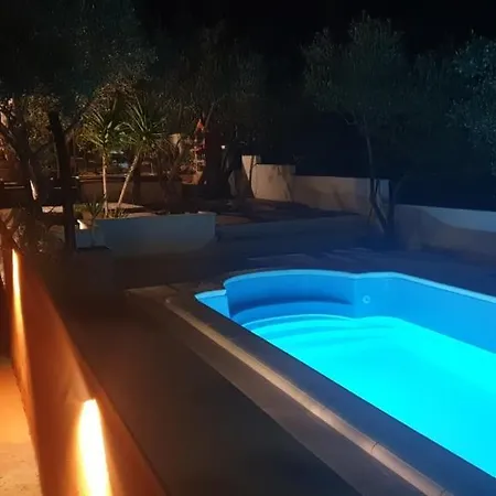 Holiday Stari Grad Hébergement de vacances *