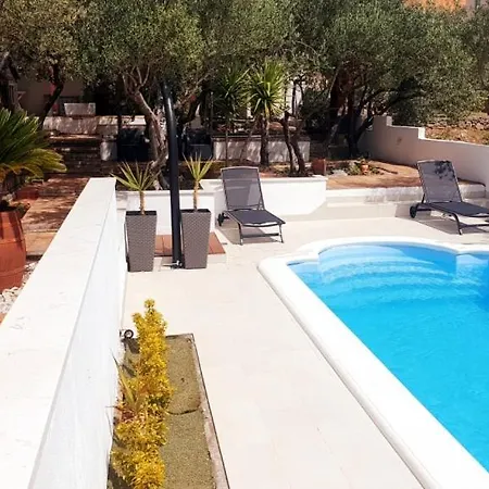 Holiday Stari Grad Hébergement de vacances